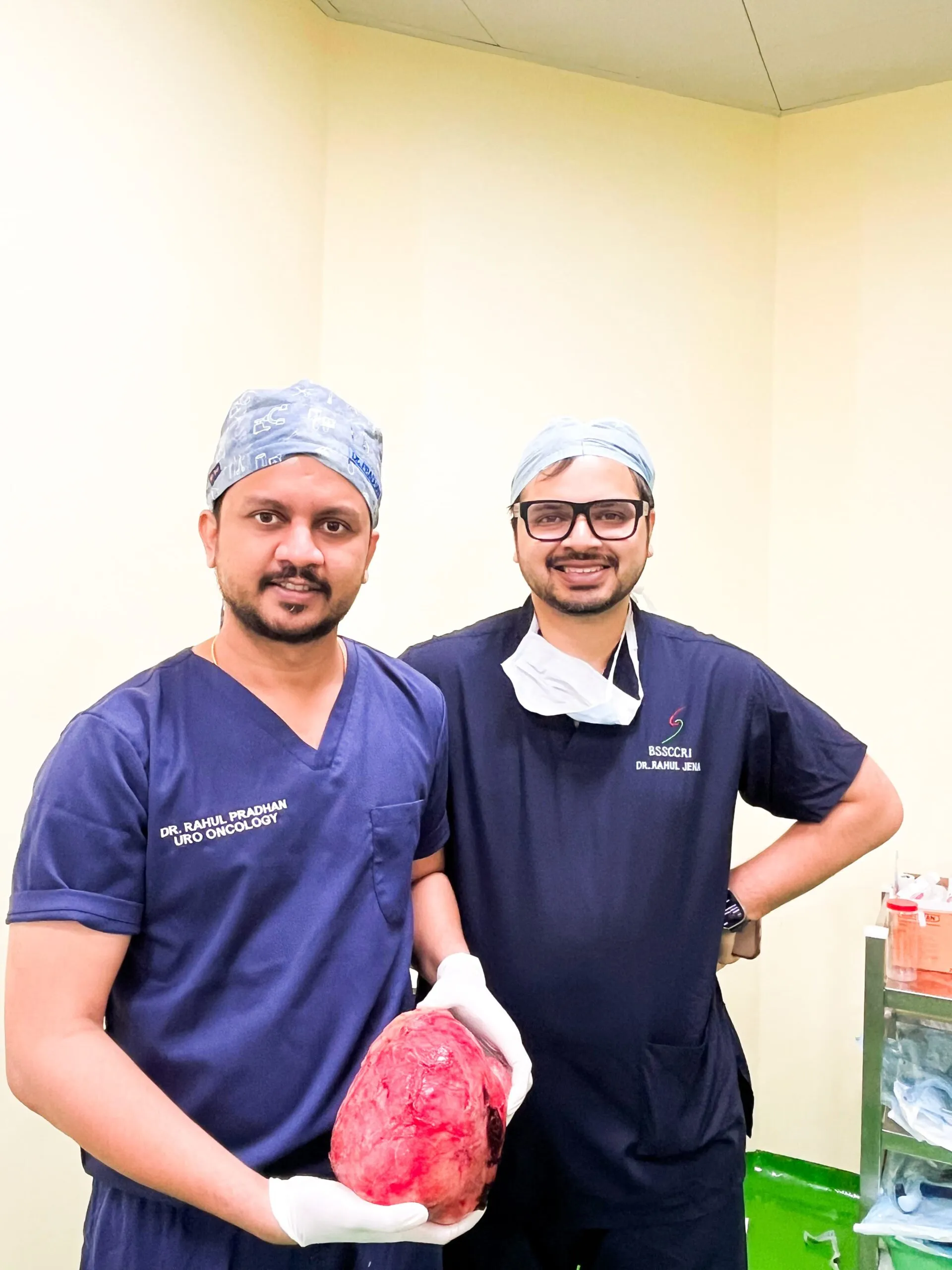 Dr. Rahul Pradhan - Urologost in Bhubneshwar